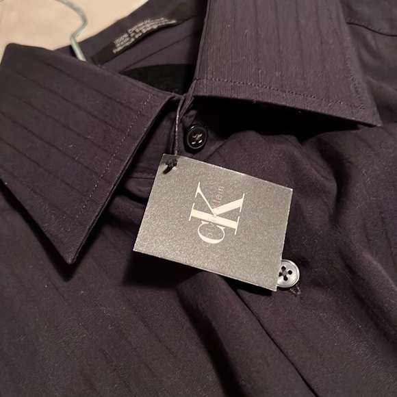 Calvin Klein Dark Purple Dress Shirt (15.5 & 34/35) - Picture 5 of 5